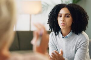 woman in consultation with psychologist
